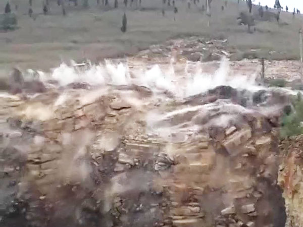 新華路路基爆破工程 (視頻截圖)